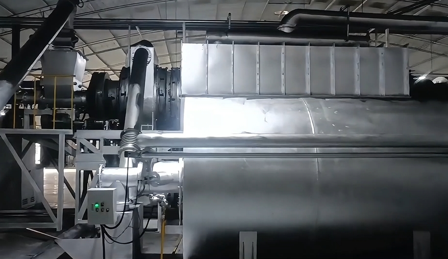 樹脂炭化機生產(chǎn)現(xiàn)場展示產(chǎn)業(yè)新活力